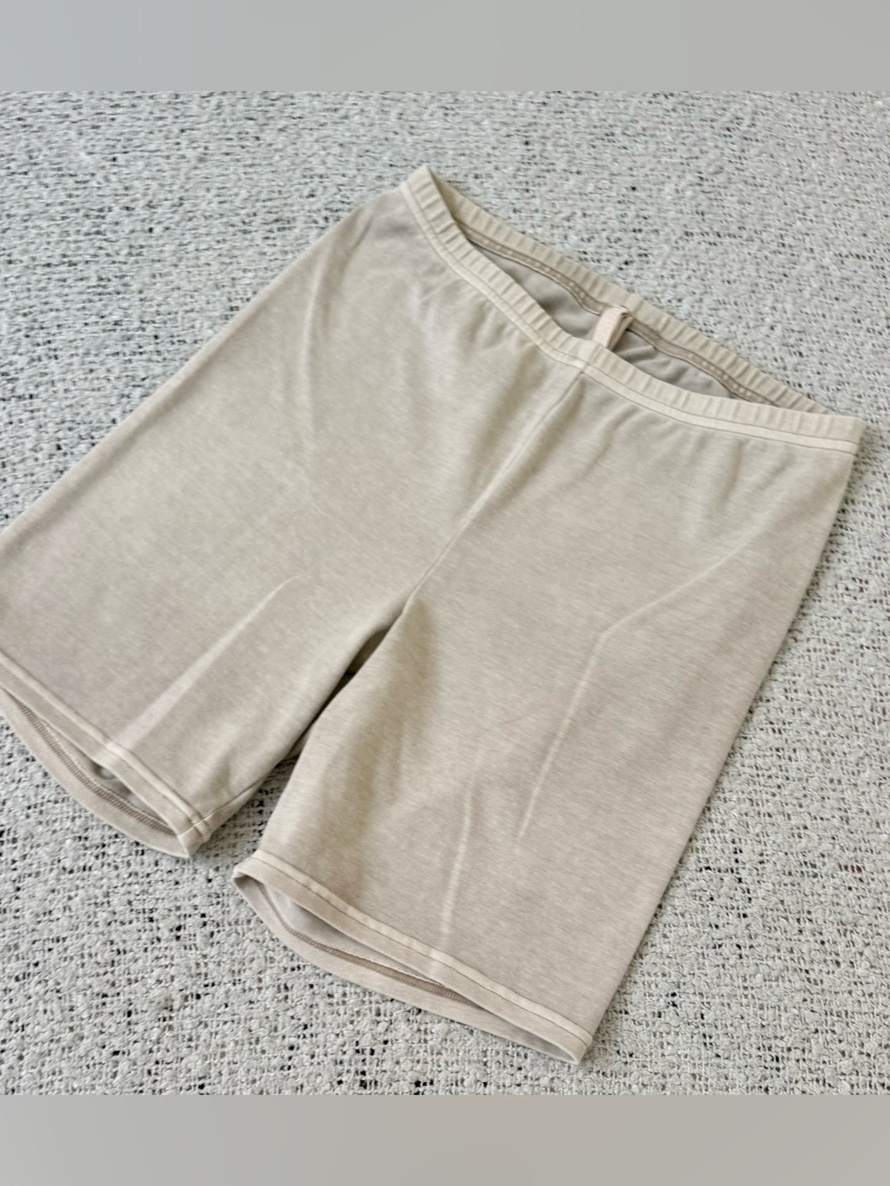 SKIMS Neutral Beige High-Waist Biker Shorts Size S